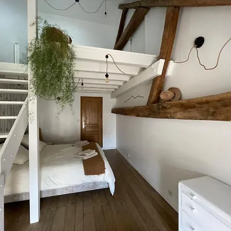 Centre Historique De *